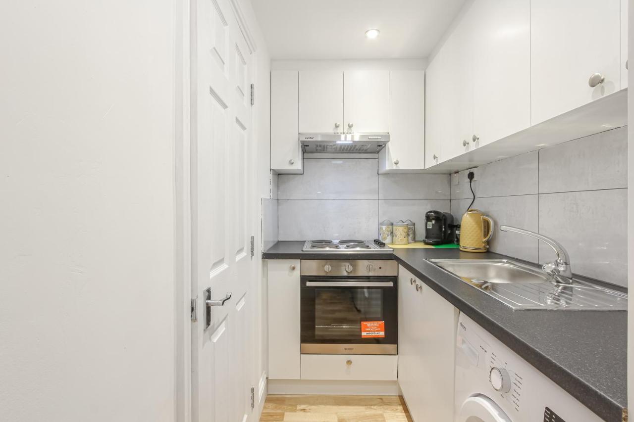 Splendid Flat In Kensington Olympia Londres Exterior foto