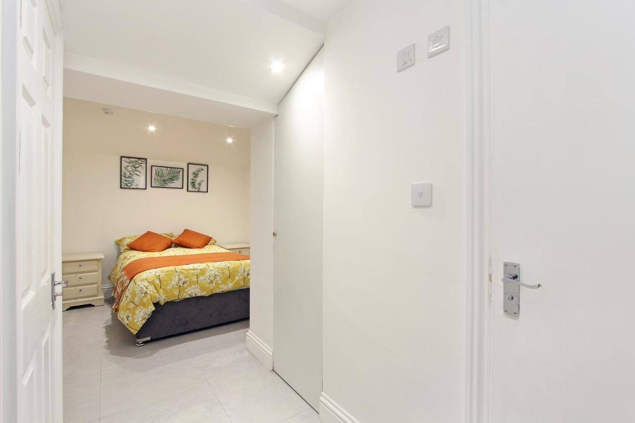 Splendid Flat In Kensington Olympia Londres Exterior foto